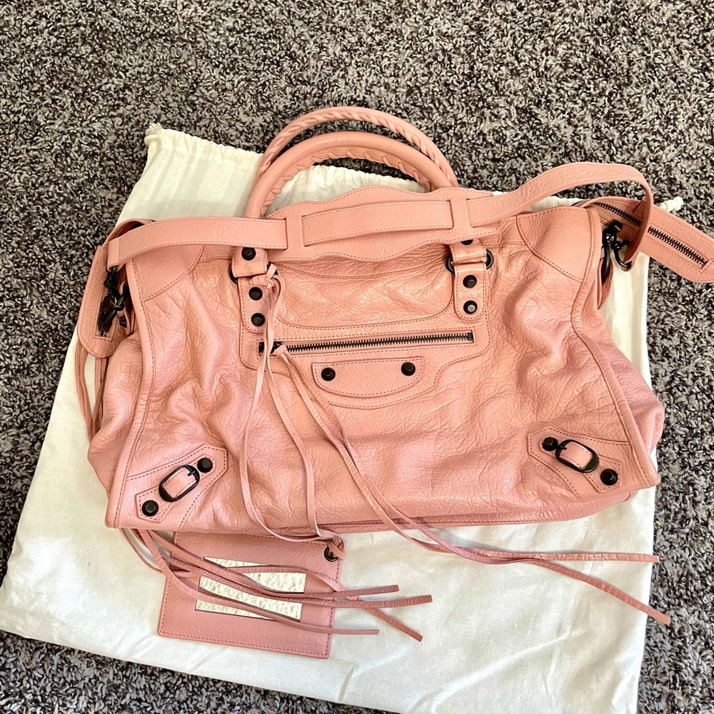 Balenciaga Classic City in Rose Pink
